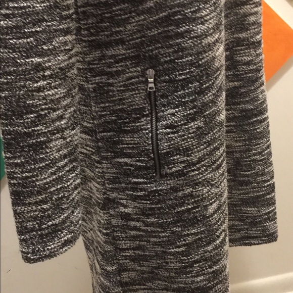 NWOT Gap Black and White Dress (M) - Picture 4 of 5